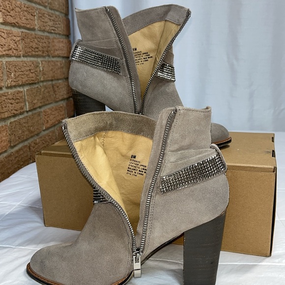 Nine West ZaZa gray suede western studded strap - 8 - Picture 7 of 10